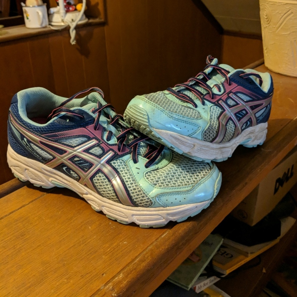 Asics Sneakers